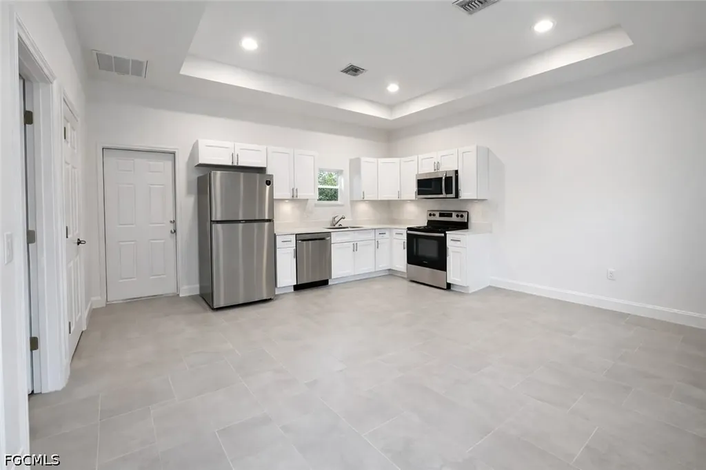571 Genoa Avenue S Lehigh Acres FL 33974