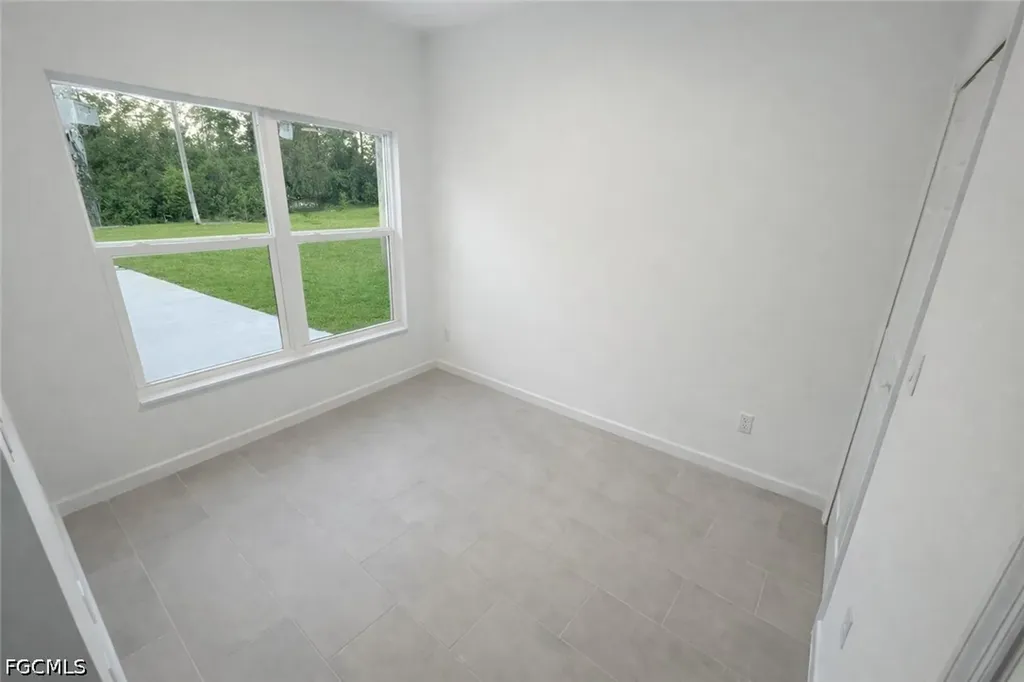 571 Genoa Avenue S Lehigh Acres FL 33974