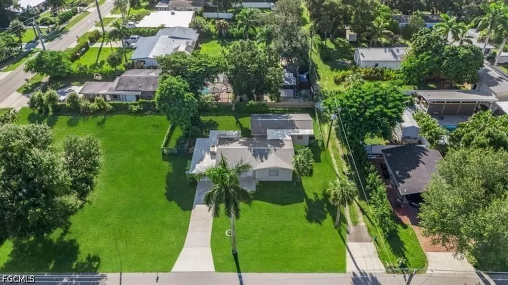 2968 Sunset Road Fort Myers FL 33901