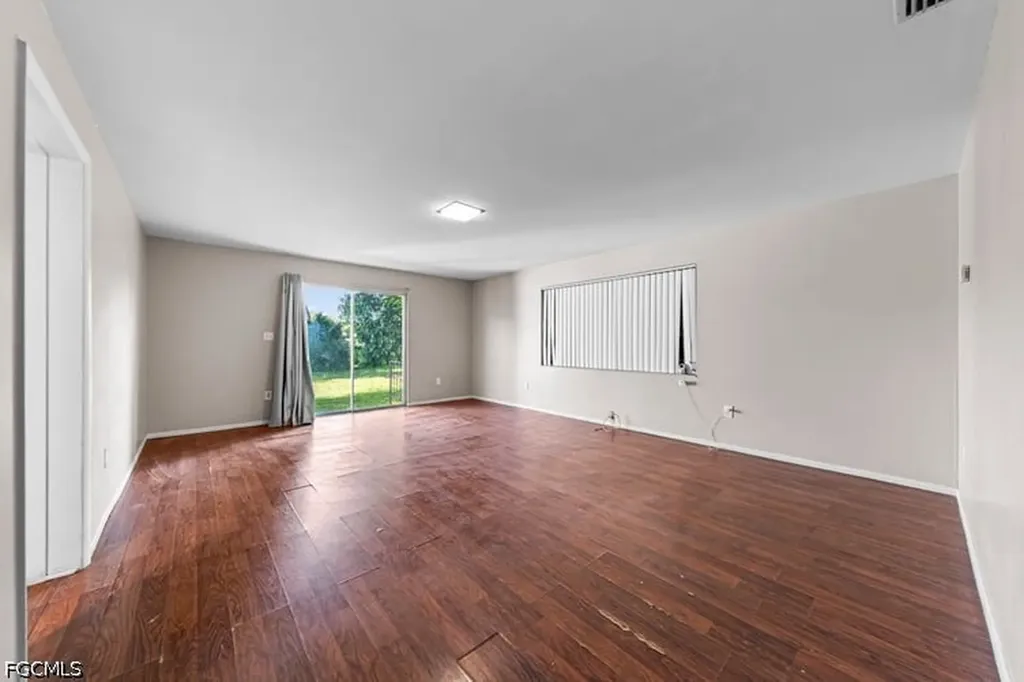2968 Sunset Road Fort Myers FL 33901