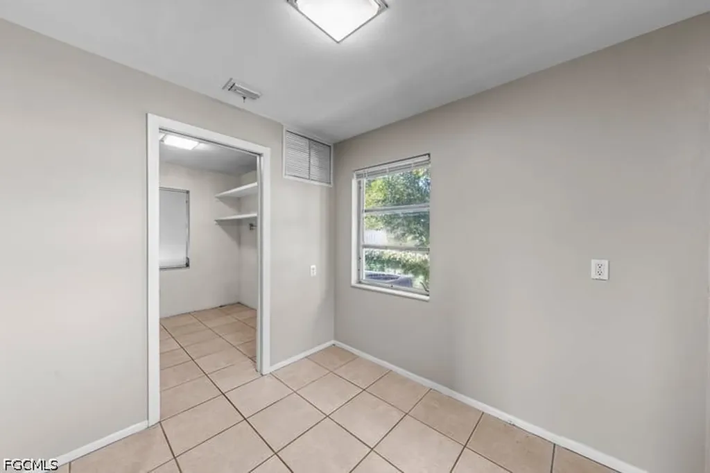 2968 Sunset Road Fort Myers FL 33901