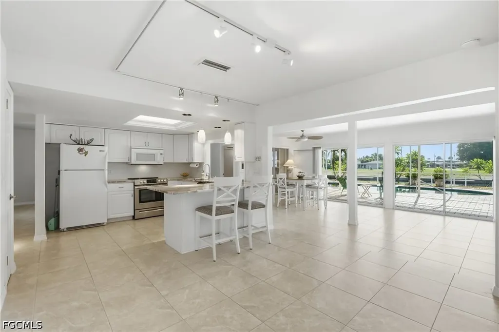 4933 Triton Court W Cape Coral FL 33904