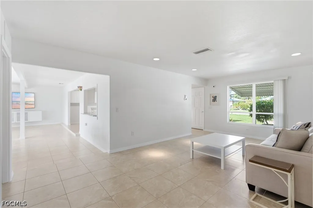 4933 Triton Court W Cape Coral FL 33904