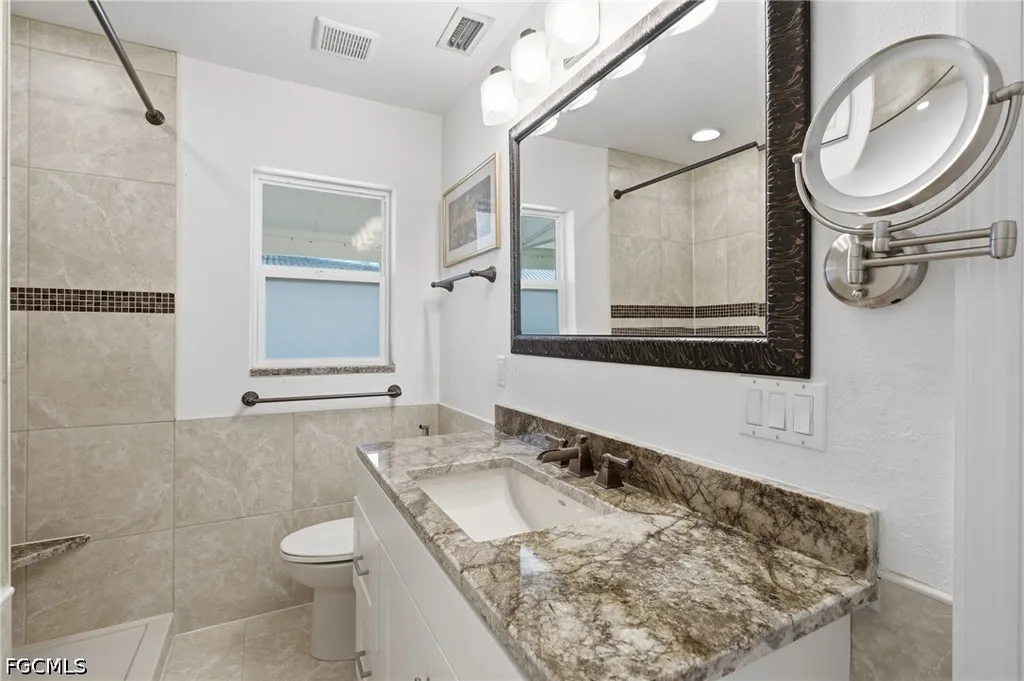 4933 Triton Court W Cape Coral FL 33904
