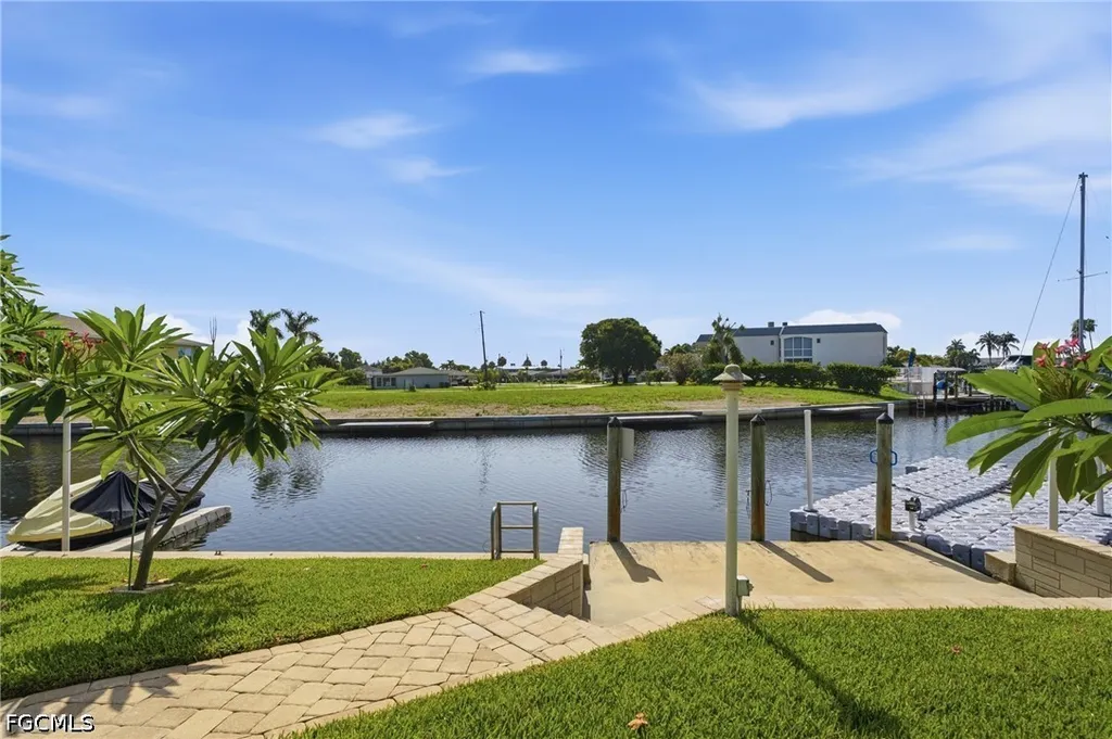 4933 Triton Court W Cape Coral FL 33904