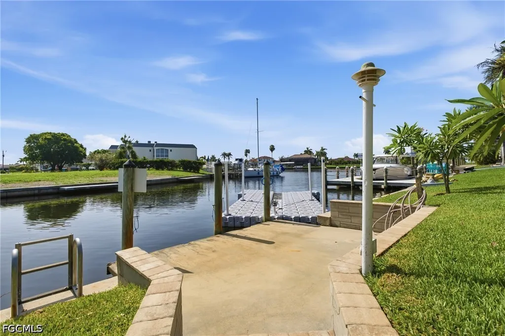 4933 Triton Court W Cape Coral FL 33904