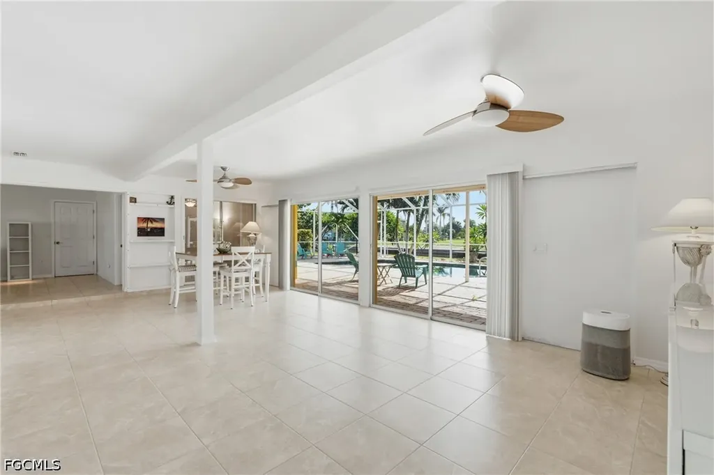 4933 Triton Court W Cape Coral FL 33904