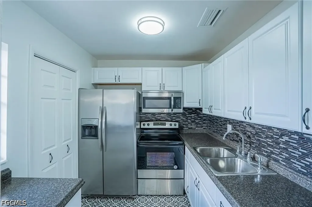 1503 Tropic Terrace North Fort Myers FL 33903
