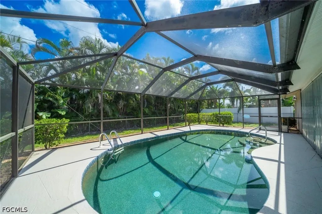 419 Mohawk Parkway Cape Coral FL 33914