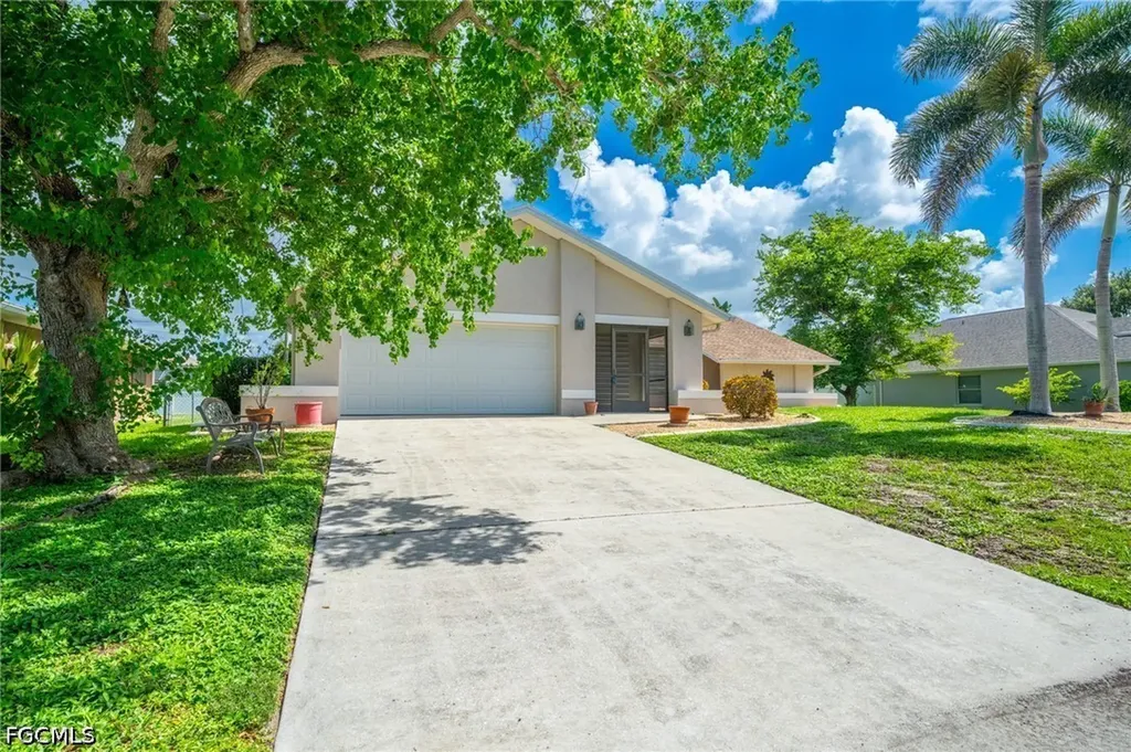 419 Mohawk Parkway Cape Coral FL 33914
