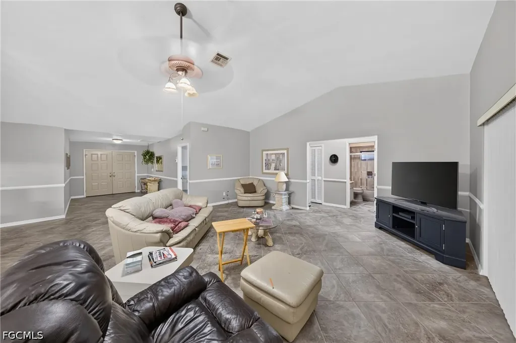 419 Mohawk Parkway Cape Coral FL 33914