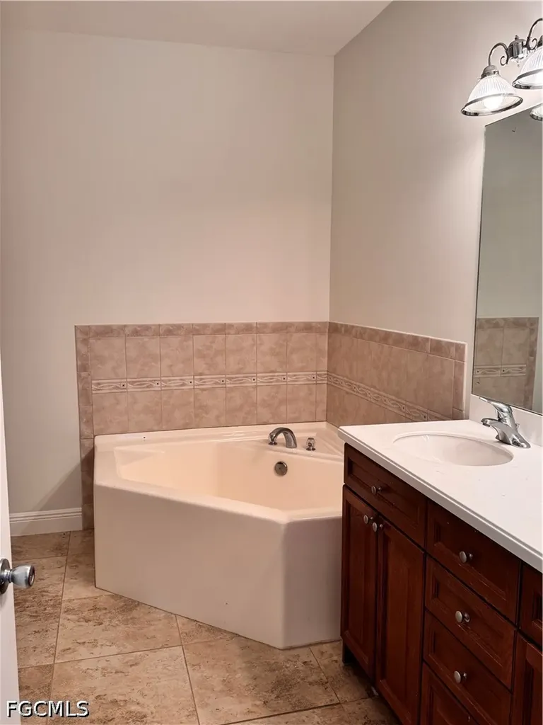 26527 Robin Way Bonita Springs FL 34135