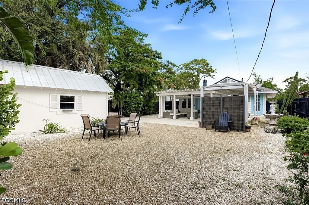 2122 Katherine Street Fort Myers FL 33901