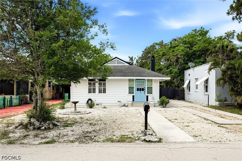 2122 Katherine Street Fort Myers FL 33901