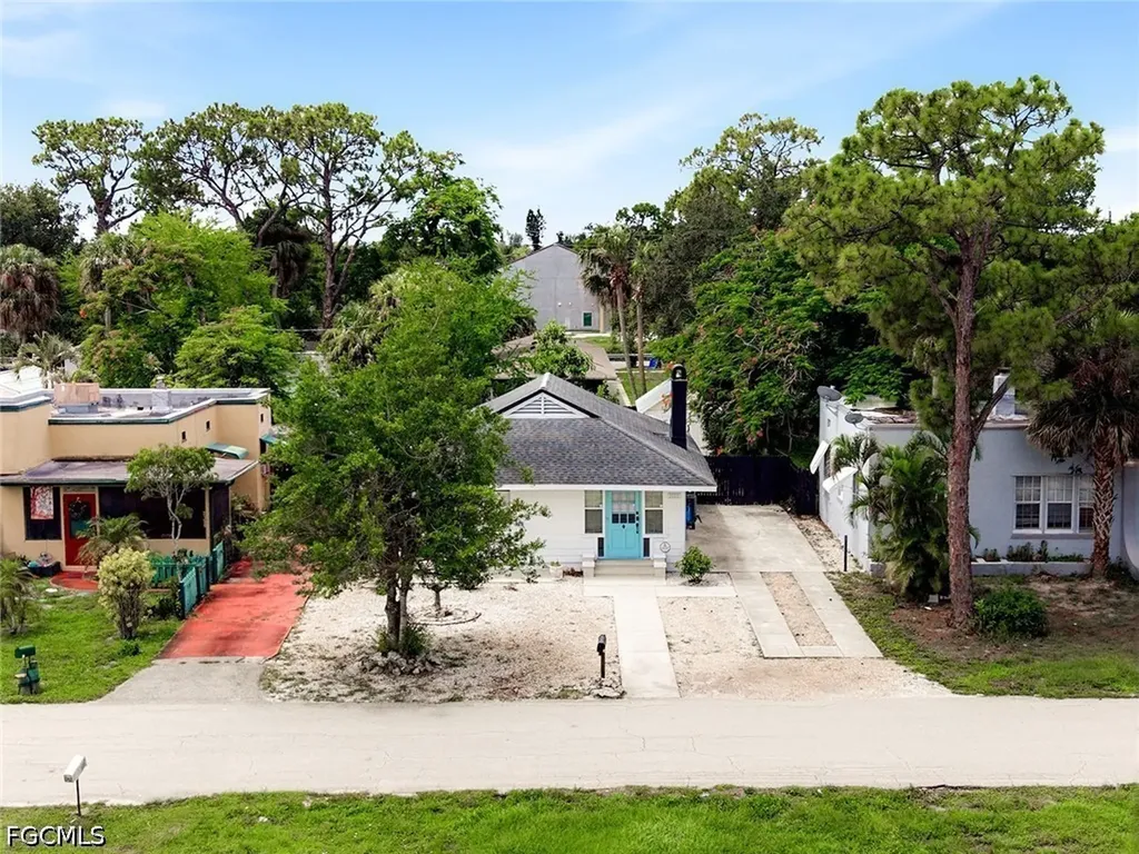2122 Katherine Street Fort Myers FL 33901