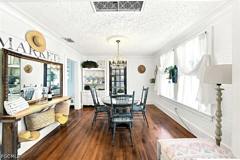 2122 Katherine Street Fort Myers FL 33901