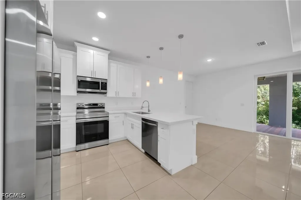 1605 E 6th Street Lehigh Acres FL 33972