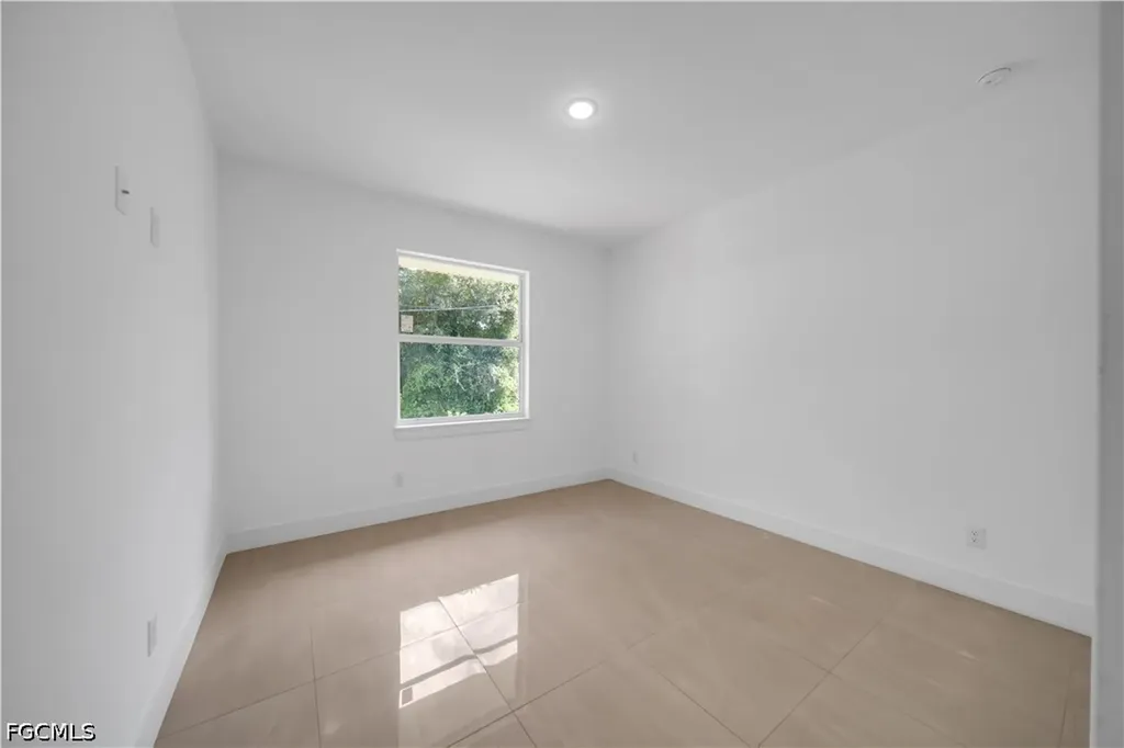 1605 E 6th Street Lehigh Acres FL 33972