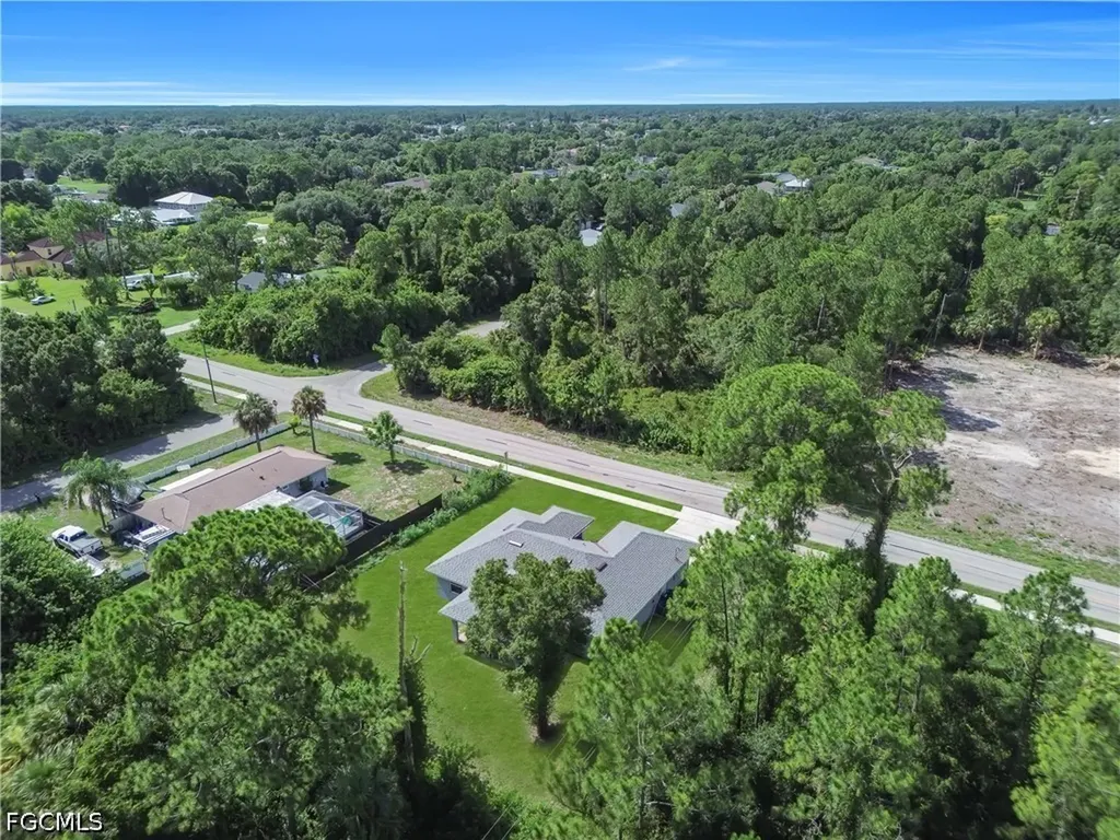 1605 E 6th Street Lehigh Acres FL 33972