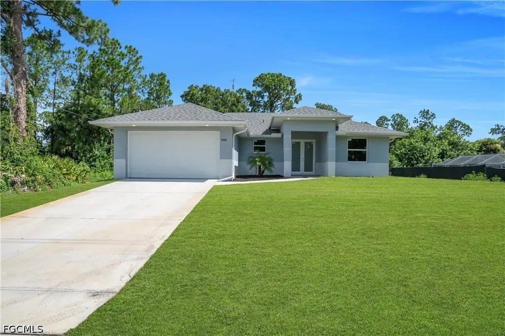 1605 E 6th Street Lehigh Acres FL 33972