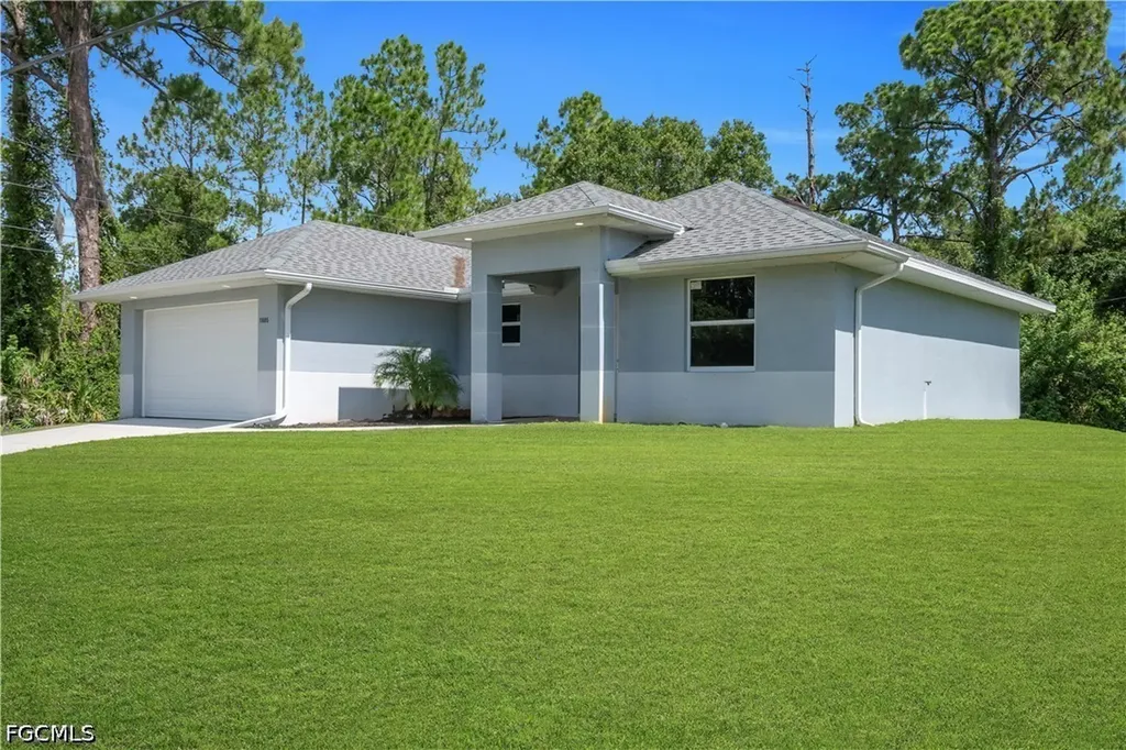 1605 E 6th Street Lehigh Acres FL 33972