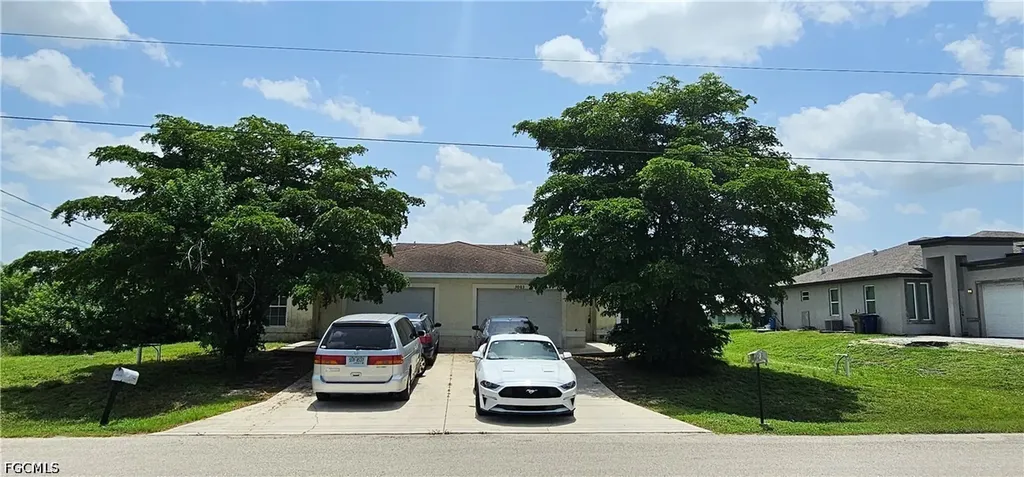 3003 Gilbert Avenue S Lehigh Acres FL 33973