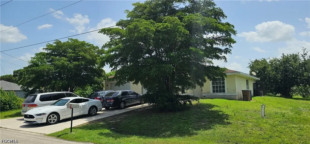 3003 Gilbert Avenue S Lehigh Acres FL 33973