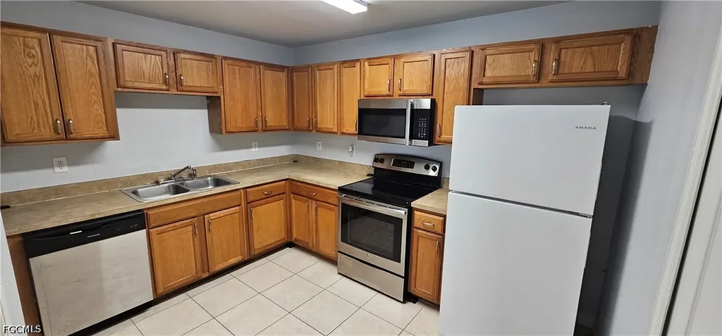 3003 Gilbert Avenue S Lehigh Acres FL 33973