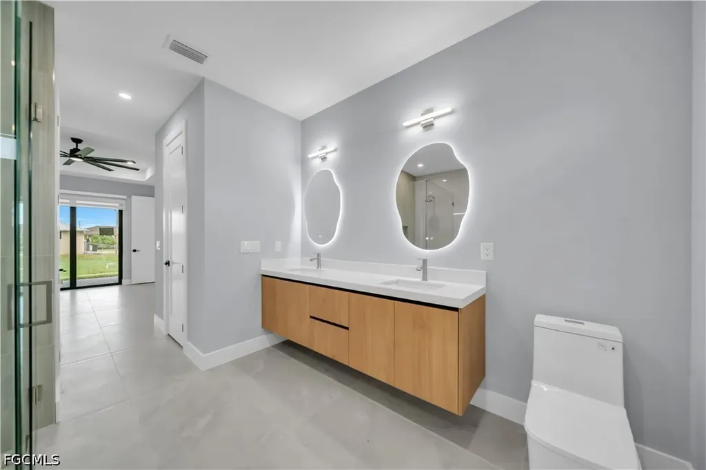 2204 NW 5th Terrace Cape Coral FL 33993