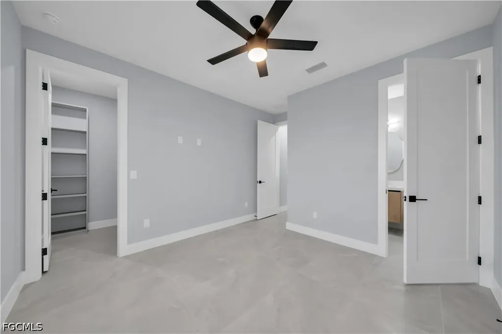 2204 NW 5th Terrace Cape Coral FL 33993