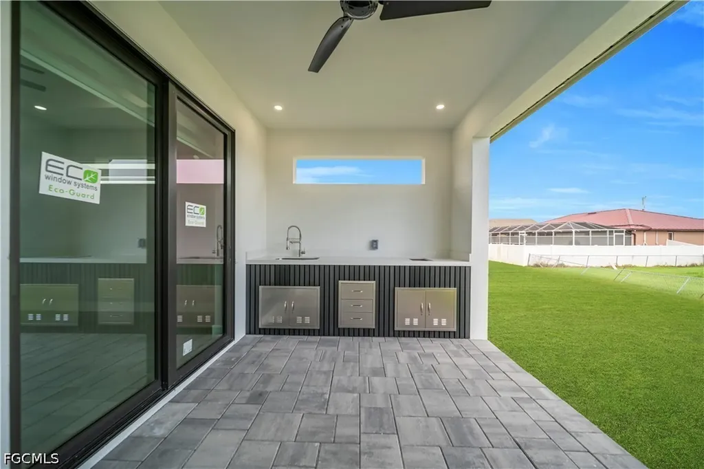 2204 NW 5th Terrace Cape Coral FL 33993