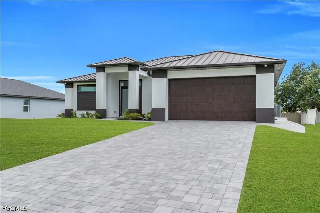 2204 NW 5th Terrace Cape Coral FL 33993