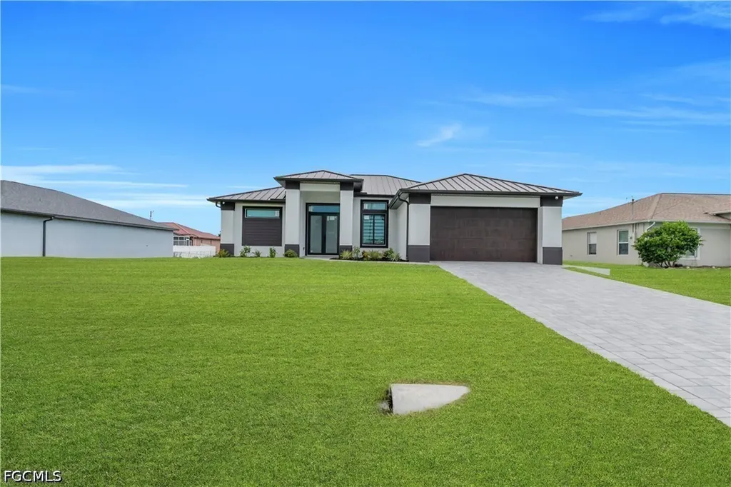 2204 NW 5th Terrace Cape Coral FL 33993