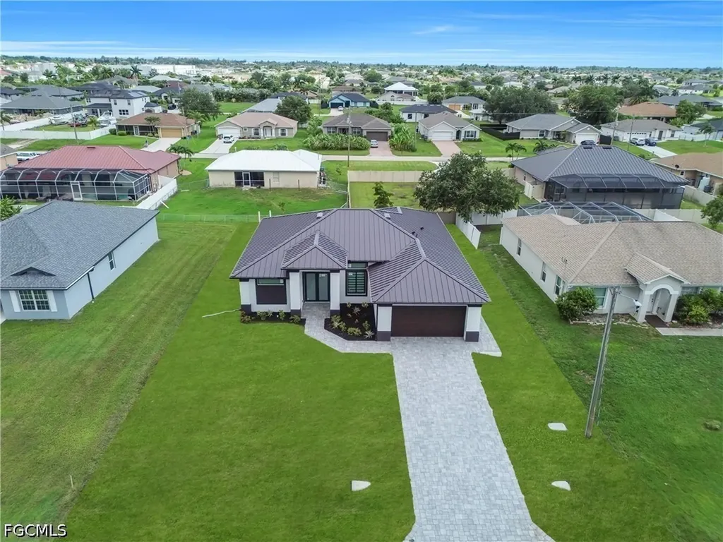 2204 NW 5th Terrace Cape Coral FL 33993