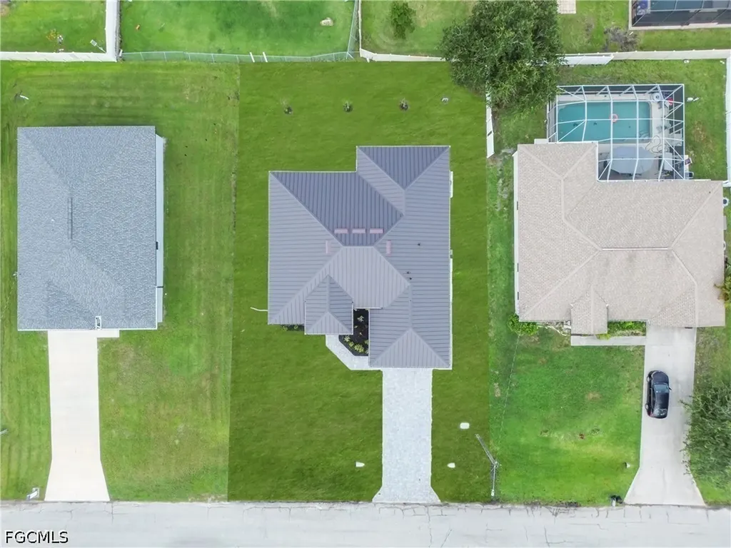 2204 NW 5th Terrace Cape Coral FL 33993