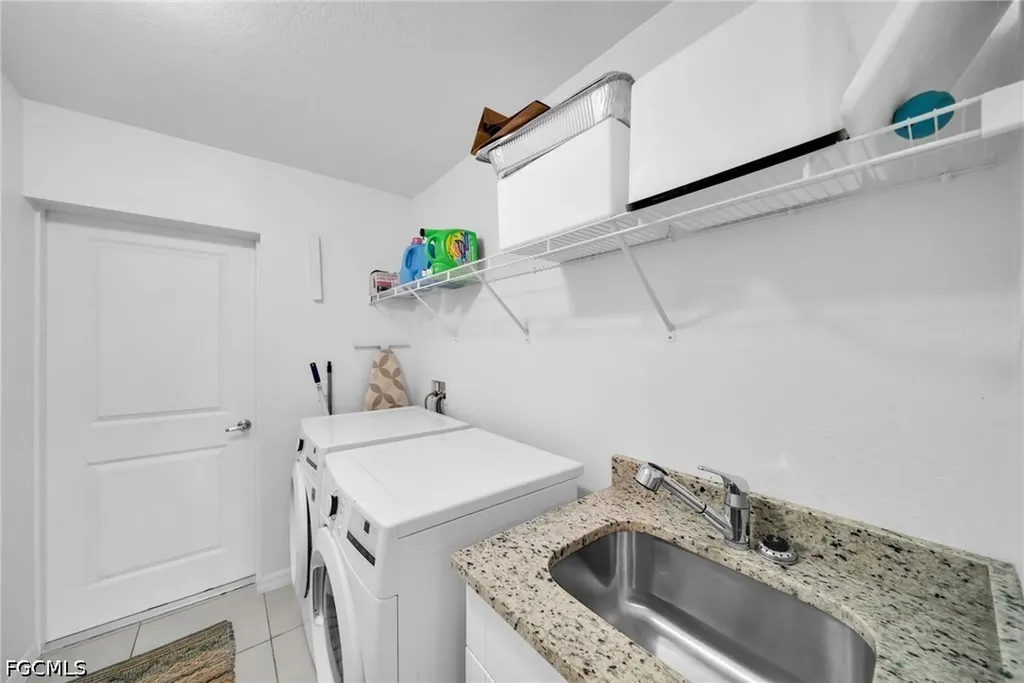 2204 SW 30th Terrace Cape Coral FL 33914