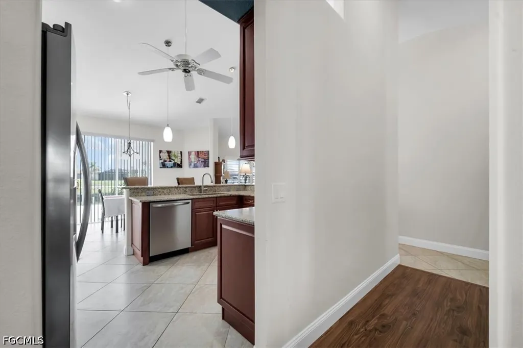 1157 SE 32nd Terrace Cape Coral FL 33904
