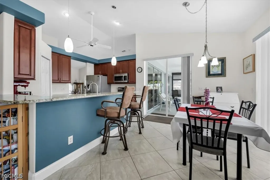 1157 SE 32nd Terrace Cape Coral FL 33904