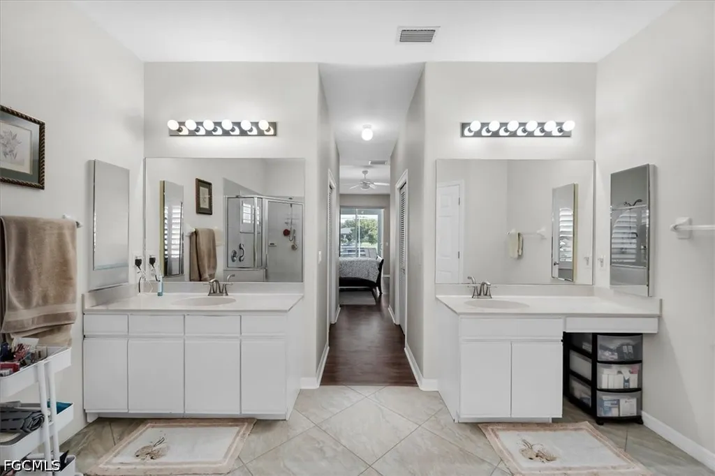 1157 SE 32nd Terrace Cape Coral FL 33904