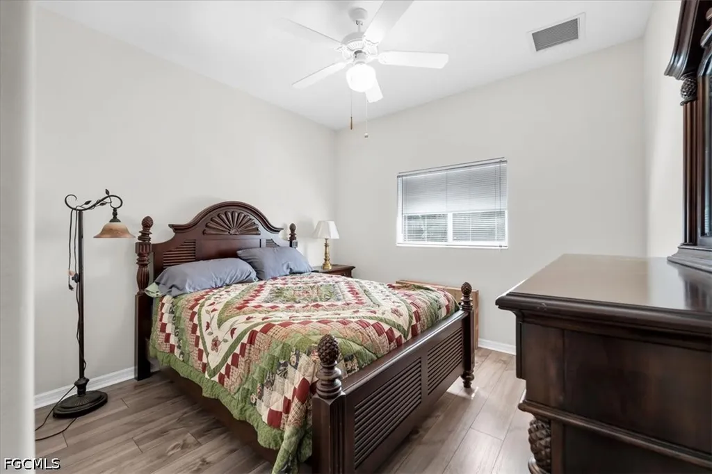 1157 SE 32nd Terrace Cape Coral FL 33904