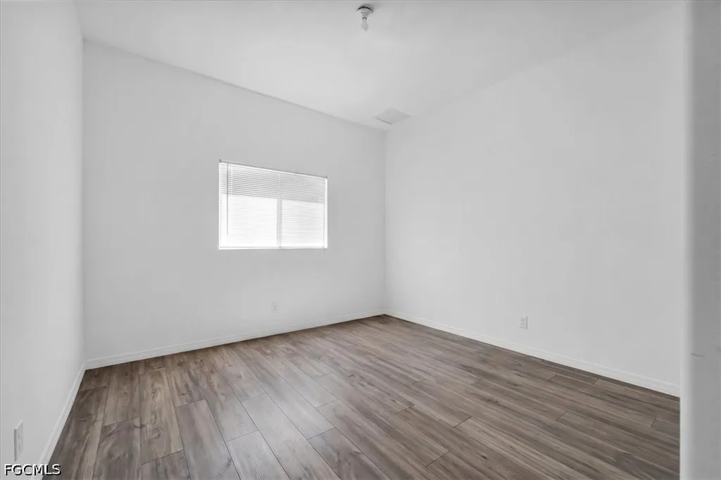 1157 SE 32nd Terrace Cape Coral FL 33904