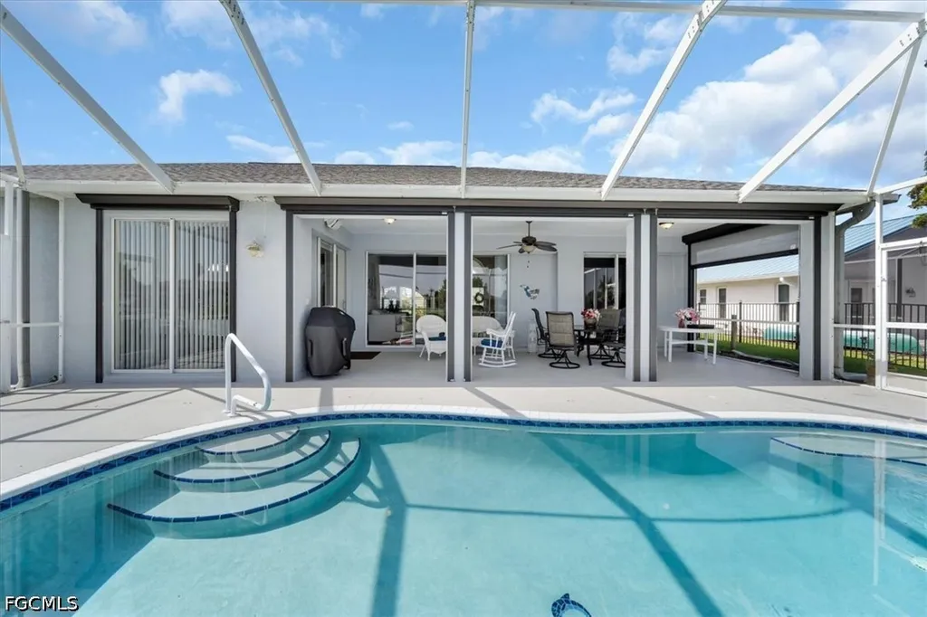 1157 SE 32nd Terrace Cape Coral FL 33904