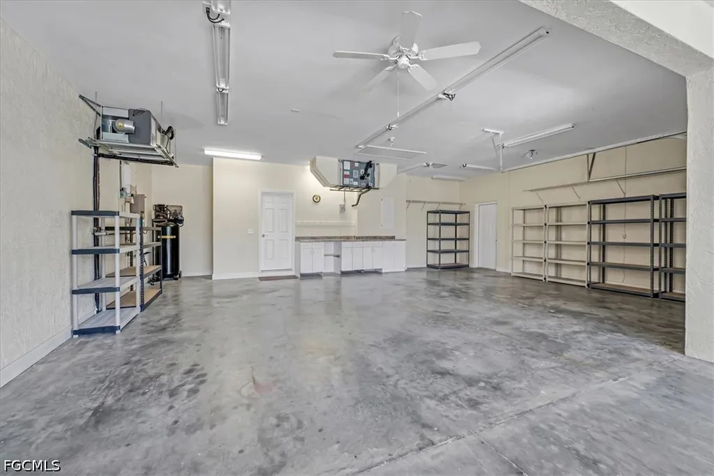 1157 SE 32nd Terrace Cape Coral FL 33904