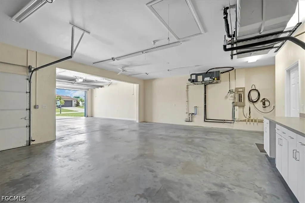 1157 SE 32nd Terrace Cape Coral FL 33904