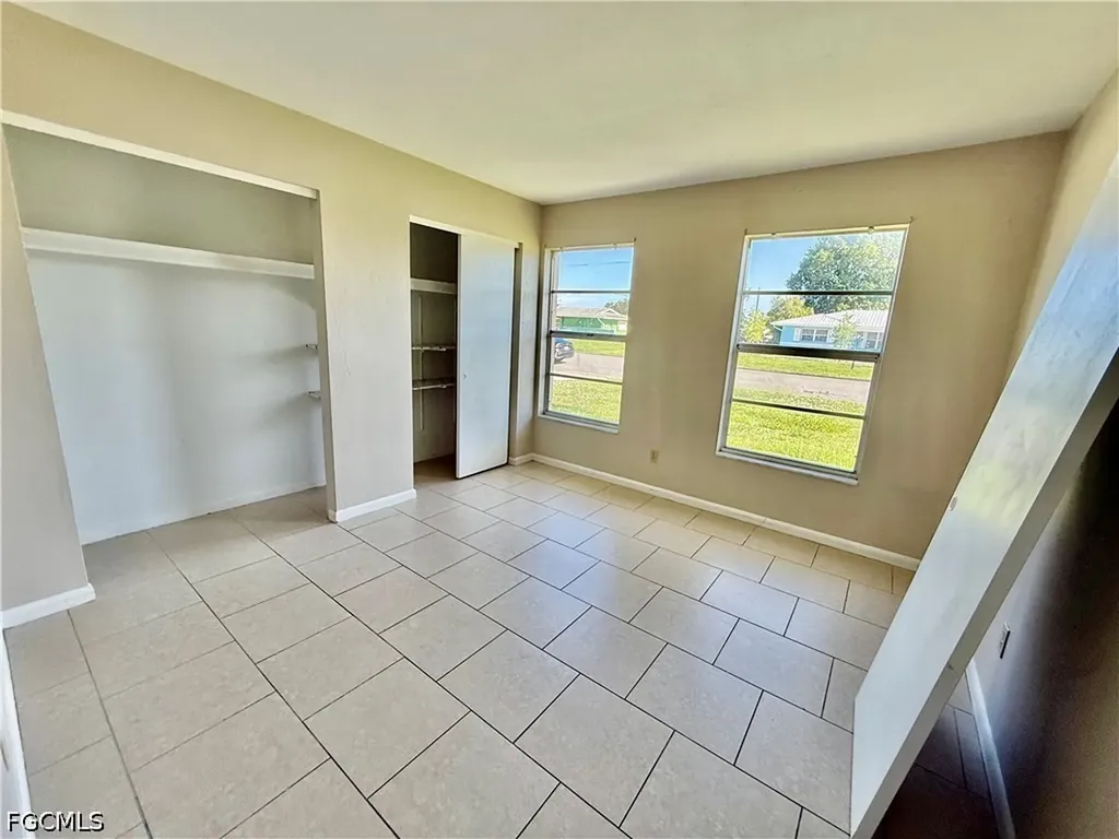 406 Parkside Street Lehigh Acres FL 33936