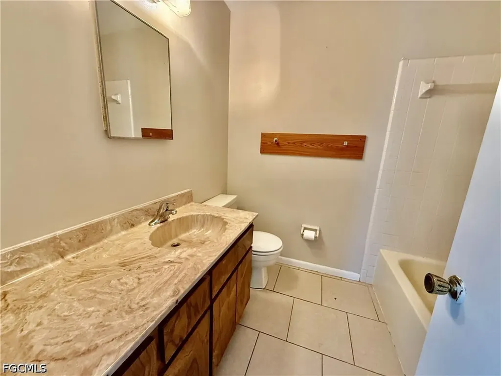 406 Parkside Street Lehigh Acres FL 33936