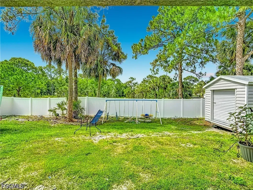 5042 SE Tradewinds Circle Labelle FL 33935
