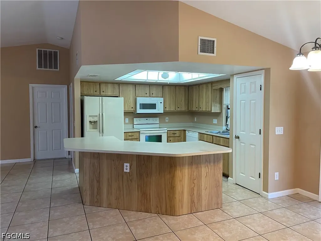 531 SW 36th Street Cape Coral FL 33914