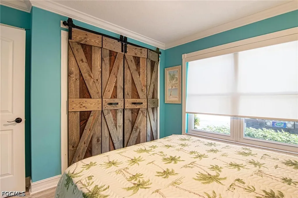 1627 Beach Parkway Cape Coral FL 33904