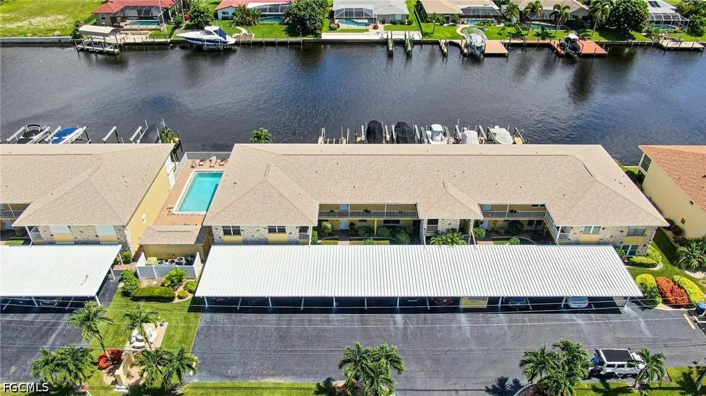 1627 Beach Parkway Cape Coral FL 33904